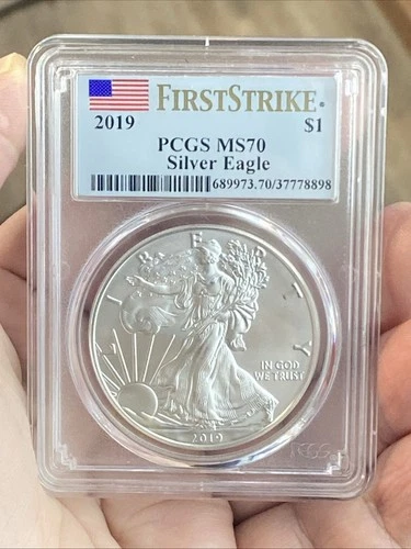 2019 PCGS MS70 FIRST STRIKE AMERICAN SILVER EAGLE WITH FLAG LABEL