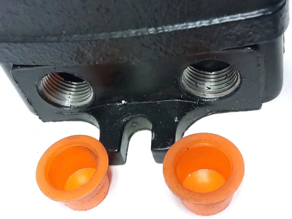 Parker PL37 150 psi 4-Way 3-Position Manual Air Control Valve w/ 3/8 in Ports - Image 4 of 4