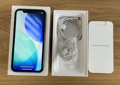 Apple iPhone 11 A2221 schwarz, 128 GB, Ear Pods, Batteriekapazität 75 %