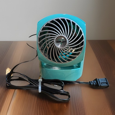 #ad Vornado Flippi Turquoise Corded Circulator Fan 2 Speed Works Barely Used $12.00