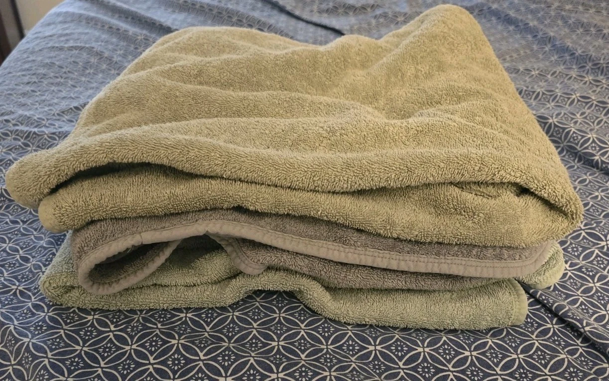 Lot Of 3 Organic Cotton Mushie Hooded Baby Towels
Opens in a new window or tab