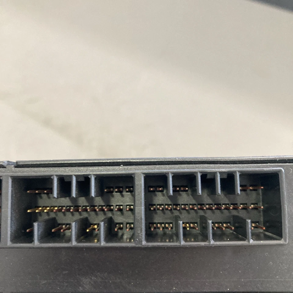 2002 Mitsubishi Lancer 2.0L ECU/Lock Cylinder/Key MR578490 - Image 4 of 4