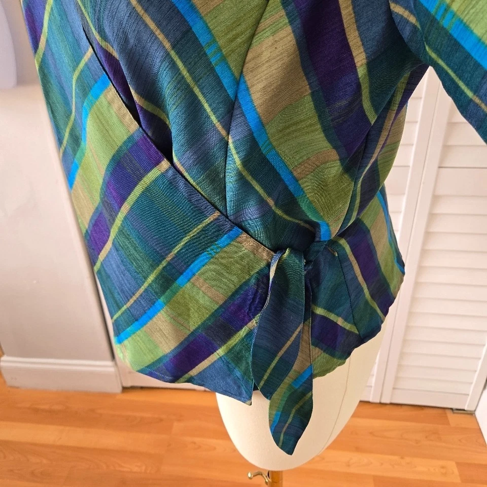 Blusa Selene Deportiva a Rayas Envolvente Para Mujer L Retro Y2K Estética Vibrante Tonos Joya Foto 3 de 4