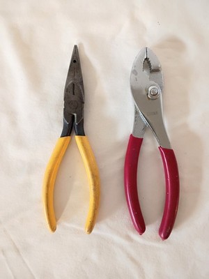 1 Slip-Joint Pliers & 1 Neddle Nose Pliers/Wire Cutters EUC