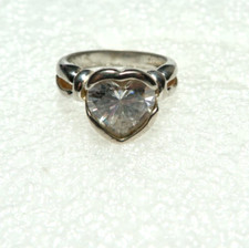 VINTAGE STUNNING STERLING SILVER CLEAR CZ HEART RING SIZE 6
