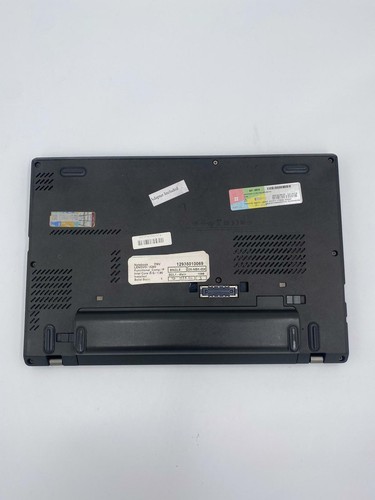 Lenovo Thinkpad X240, 4GB RAM, 240 SSD. - Picture 4 of 6
