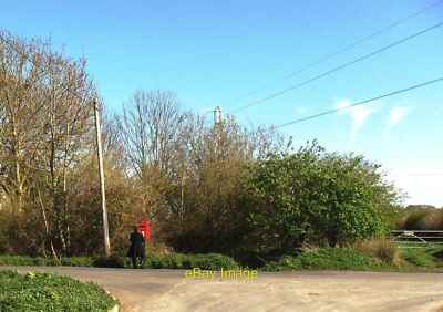 Photo 6x4 Postbox on Moor Lane near Glyndebourne Ashton Green  c2012