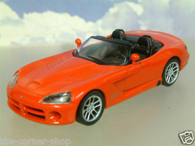 SCHÖNES TEILWERK DRUCKGUSS 1/43 2002-2007 DODGE VIPER SRT-10 SRT10 ROADSTER IN ROT
