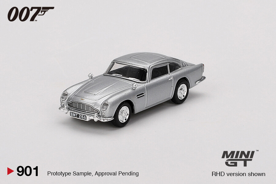 1/64 アストンマーティン db5 フィギュア付き Mini GT #901 1/64 007 Aston Martin DB5 Thunderball with Poster