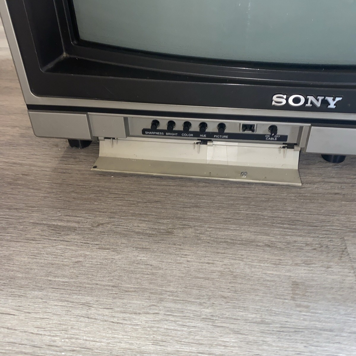 Sony Trinitron KV-1965 19