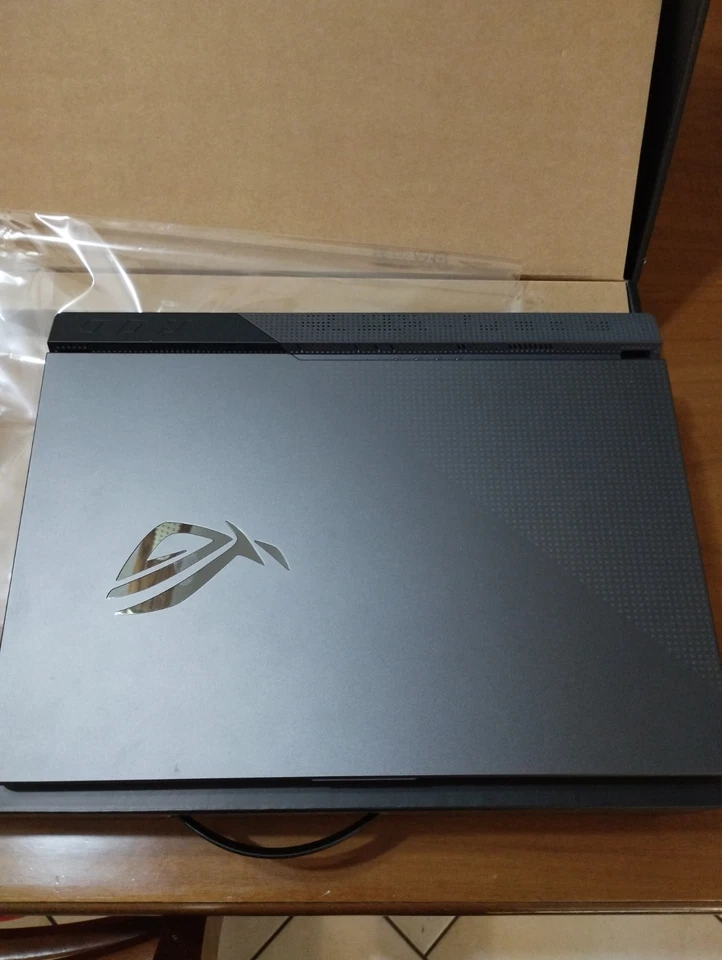 Notebook Rog Strix G513 - Immagine 2 di 4