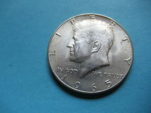1965 Kennedy US Half Dollar 40% Silver AU  r
