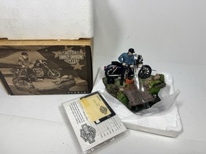 Harley Davidson Ertl 1998 Fishing America Collection Limited New (84)