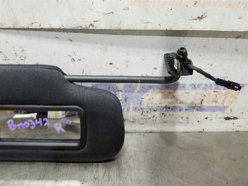 17 2017 MASERATI LEVANTE ERMENEGILDO ZEGNA SUN VISOR SET BLACK CLOTH