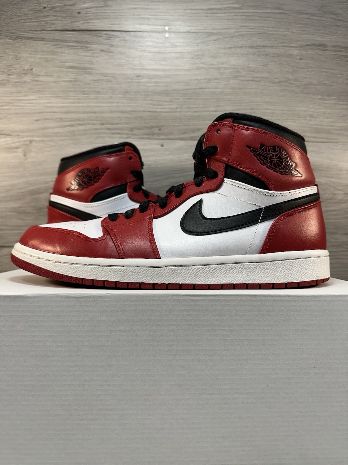 Jordan 1 Retro High Chicago 2013 - Size 9.5