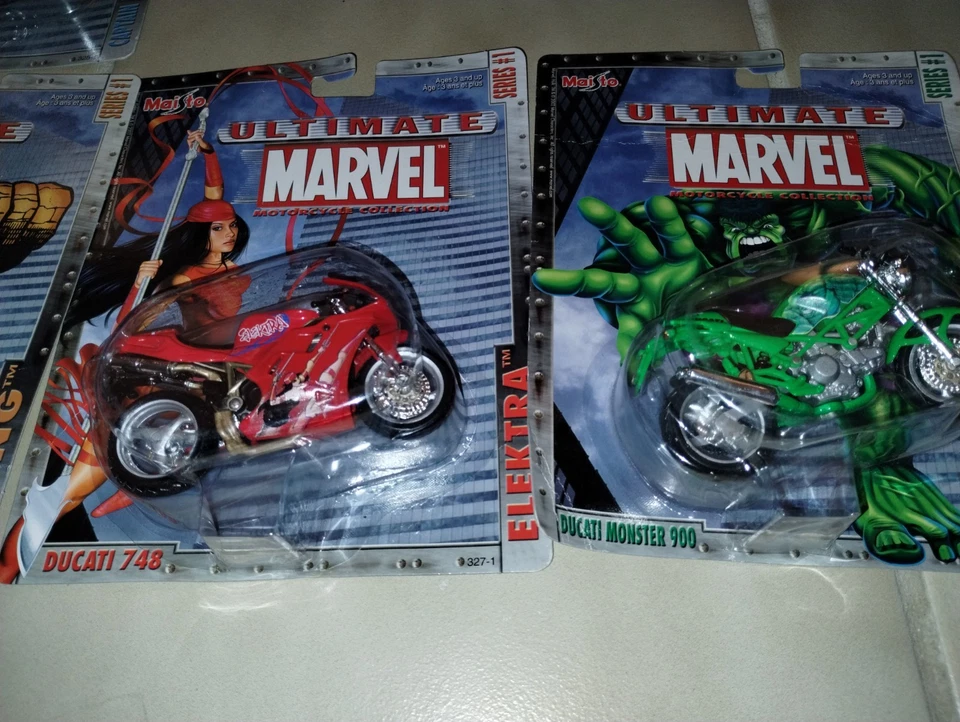 Maisto Ultimate Marvel Series 1 Die-Cast Motorcycle Collection - Image 4 of 4