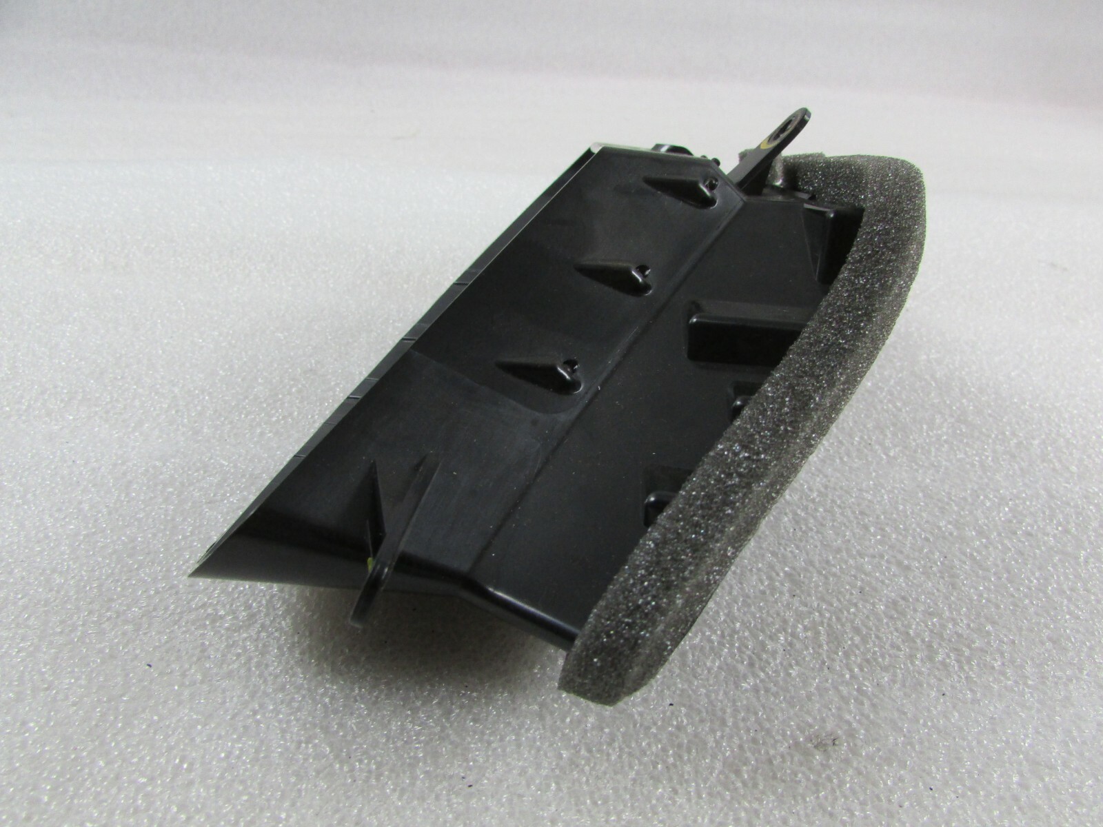 Ferrari 488, Center RH, Right Air Vent, Used, P/N 86172100