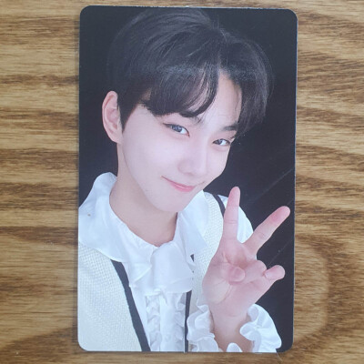 Jungwon Official Photocard Enhypen Border : Day One Kpop Genuine