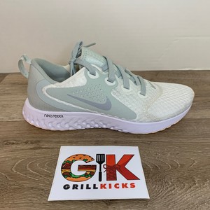 nike legend react green
