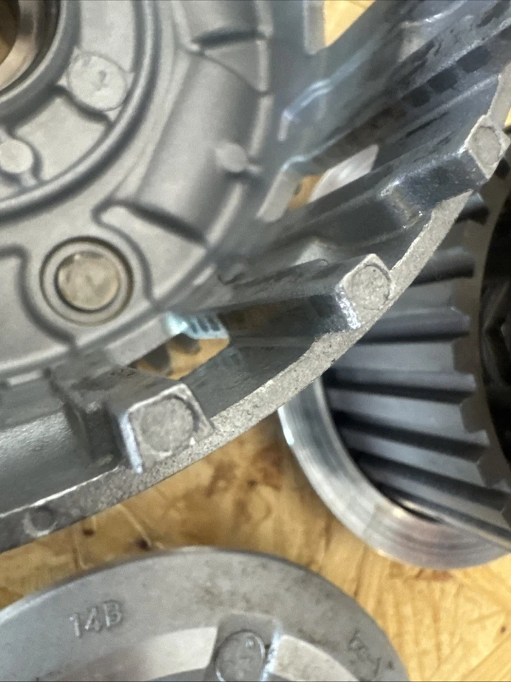 09-14, 2009-2014 yamaha yzf r1 CONJUNTO COMPLETO DE EMBREAGEM COM CUBO DE CESTA - Imagem 2 de 4