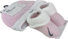Nike Baby Pink White Ankle Cotton Swoosh Logo Beanie Booties Sock Set Sz 0-6 MO