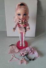 Rainbow High Bella Parker Series 2 Fashion Doll - MGA Entertainment With Access