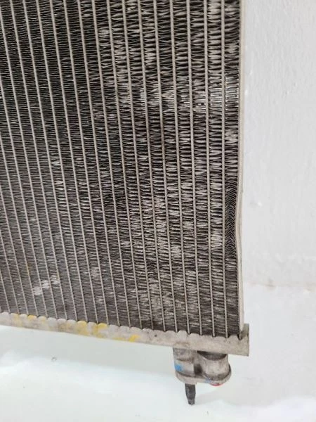 1999-2014 GMC SIERRA 2500 PICKUP AC Condenser 20913751 99-14 Foto 2 de 4