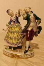 Sitzendorf Figur "Das Menuett" tanzendes Rokoko Pärchen 23 cm