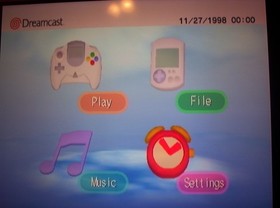 SEGA Dreamcast HKT-3020 Console Lot, 5 Controllers, 3 VMU, 2 Games! Works Great!