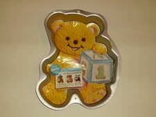 WILTON TEDDY BEAR WITH BLOCK BABY 1st BIRTHDAY PARTY CAKE PAN MOLD #2105-8257
