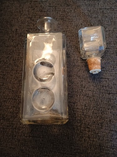 Vintage I. W. Harper Glass Whiskey Decanter Bottle With Stopper Empty READ - Picture 14 of 15