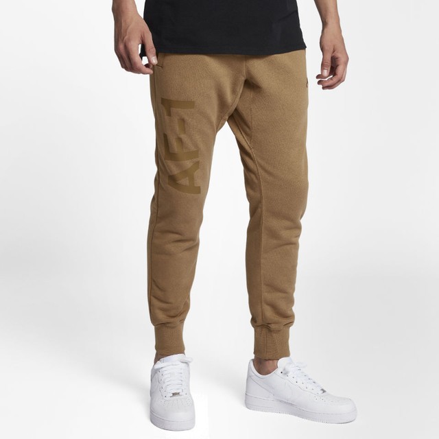 فتره حكم رافعه ضحية af1 with joggers 