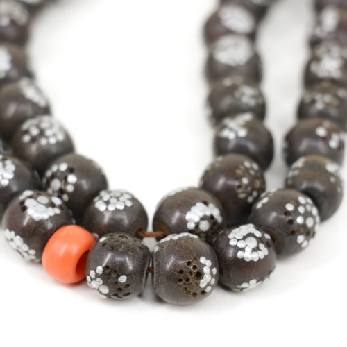 Perles de prière yéménites Yusr incrustées corail noir argent 43 grammes - Photo 1 sur 8