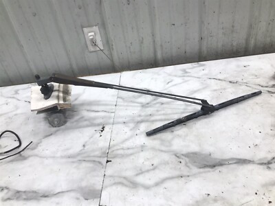 00 Maxum 2800 SCR Boat windshield wind shield wiper servo motor & arm 