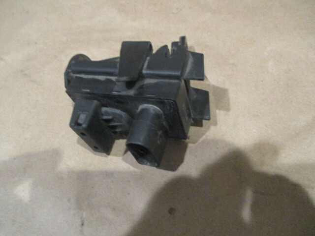 Bentley 2005 - Misc Relay - P/N 800907324C