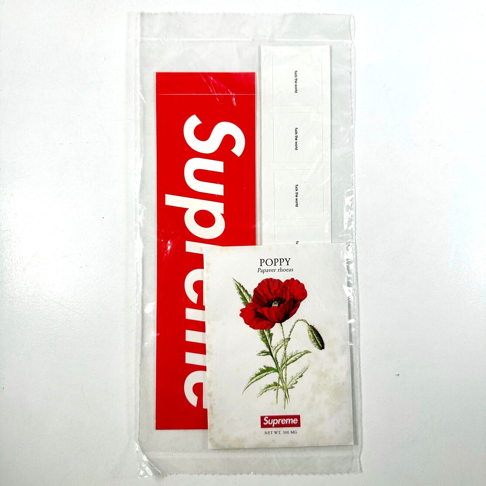 Набор наклеек с логотипом Supreme F the World Poppy Seeds Papaver Rhoeas Red Box 2790₽