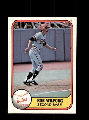 Minnesota Twins Rob Wilfong #569 Fleer Baseball Near Mint or Better top
