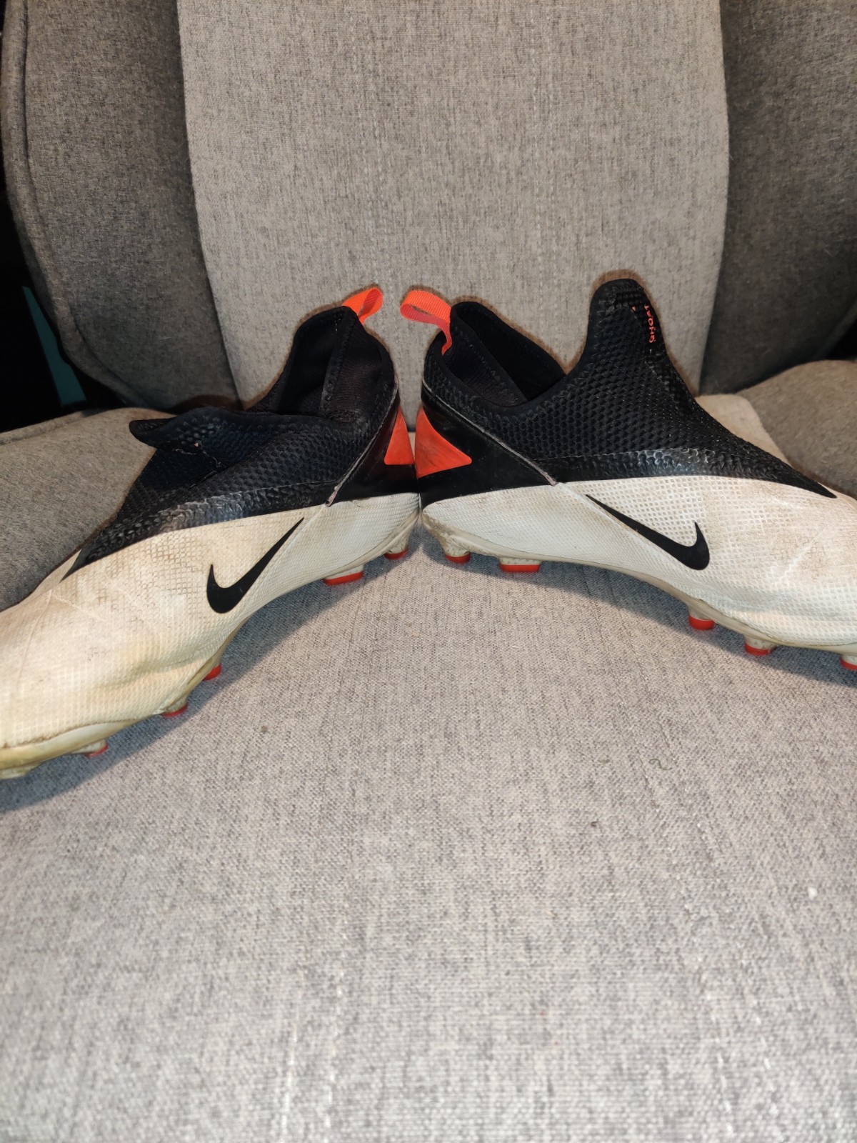 Nike Phantom VSN Ghost Lace Soccer Cleats Youth Size 6 White Black thumbnail 5