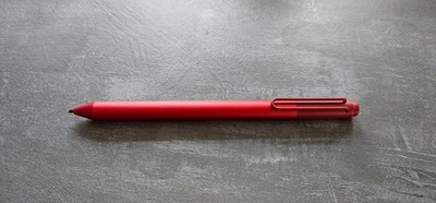 Original Microsoft Surface Pen Modell 1710 - Stylus Rot inkl. AAAA Batterie