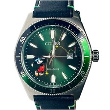 Reloj Citizen Eco-Drive Disney Mickey Mouse Golf Verde Deportivo 43MM AW1595-01W