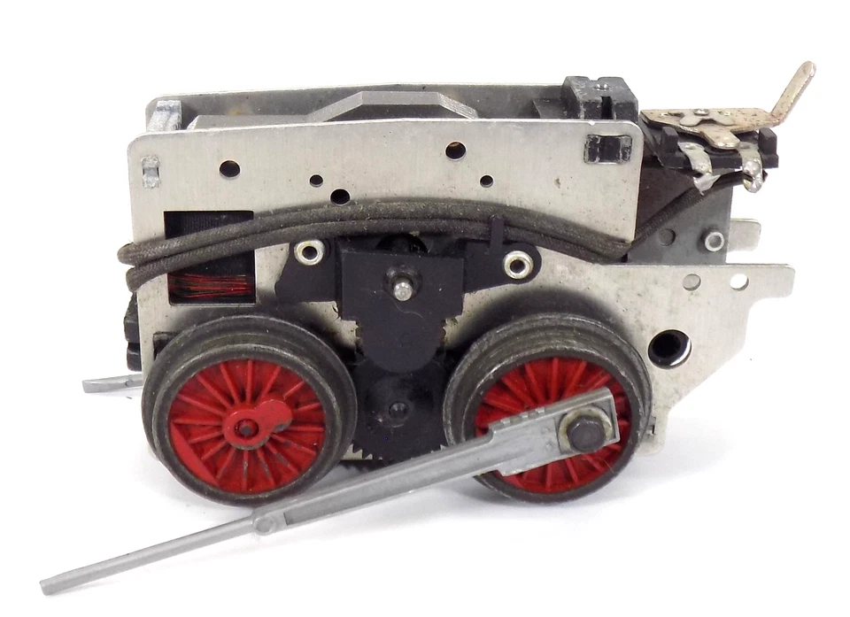 VTG / O SCALE /  LIONEL / LOCOMOTIVE #8601 / MOTOR / CHASSIS / WHEELS / PARTS - Image 3 of 4