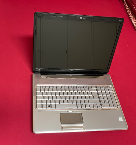 HP Pavilion dv7-1122eg - defekt/Bastlergerät - orig. 120 W Netzteil