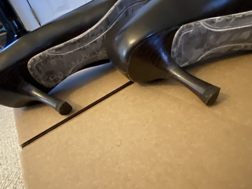 Cole Haan Brown/Black Size 7 Pointy Toe Pump Heels - Picture 6 of 6