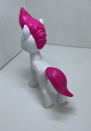 My Little Pony Winter Blue Beanie Hat Rainbow Dash One Size w/ Storm Figurine - Picture 11 of 11
