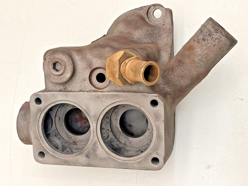 77-91 Ford F600 F700 370 V8 Lower Dual Thermostat Housing - Picture 3 of 8