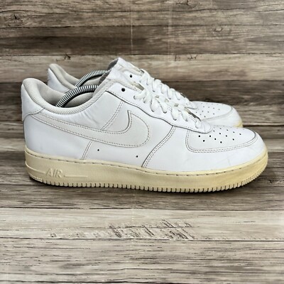 Nike Air Force 1 Sneakers Mens 11 White Leather Low Lace Up Shoes 315122-111