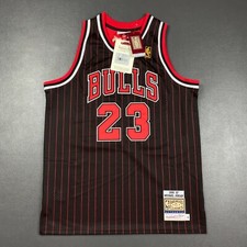 100 Authentic Michael Jordan Mitchell Ness 96 97 Bulls Jersey XL 18/20 Youth