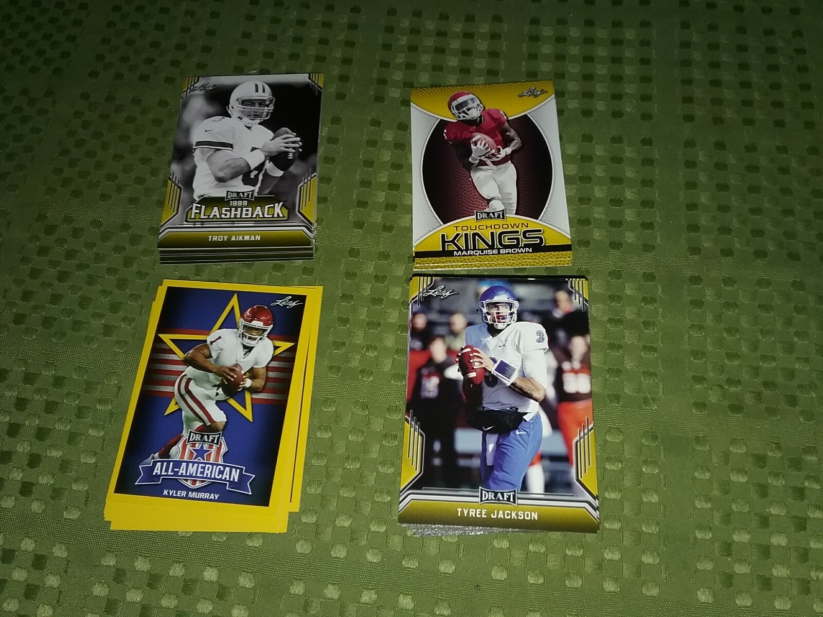 2019 Leaf Draft Football Draft GOLD Card Singles Base/Inserts - Create Own Lot