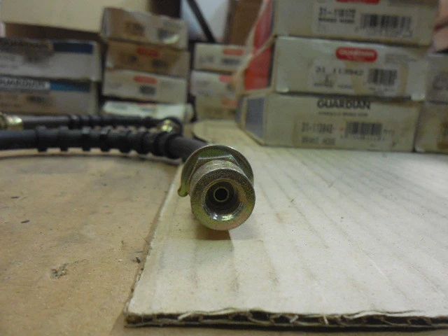 Manguera de freno delantera izquierda/derecha Mercury Cougar 83-84 31-110132 G186 Foto 3 de 4