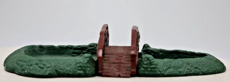 Vintage Plasticville Bridge & Pond Unit BL-2 O Ga Model Railroad Train RR Putz - Image 3 of 4